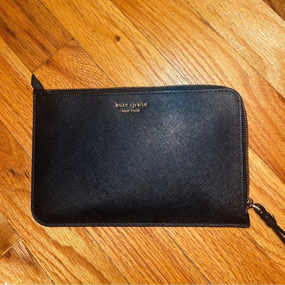 Kate spade wristlet